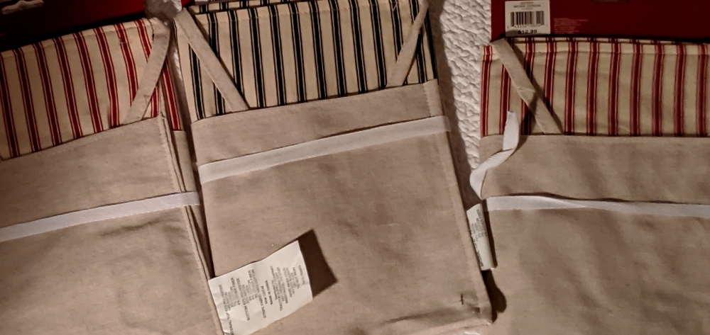 Kitchen aprons - Picture 2 of 2